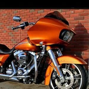 Meet your Posher, Bruce